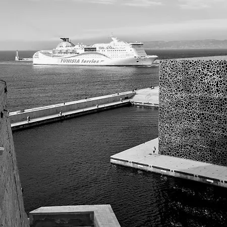 Cathedrale Vieux-port - Mucem - Vieille Charite Appartement Marseilles